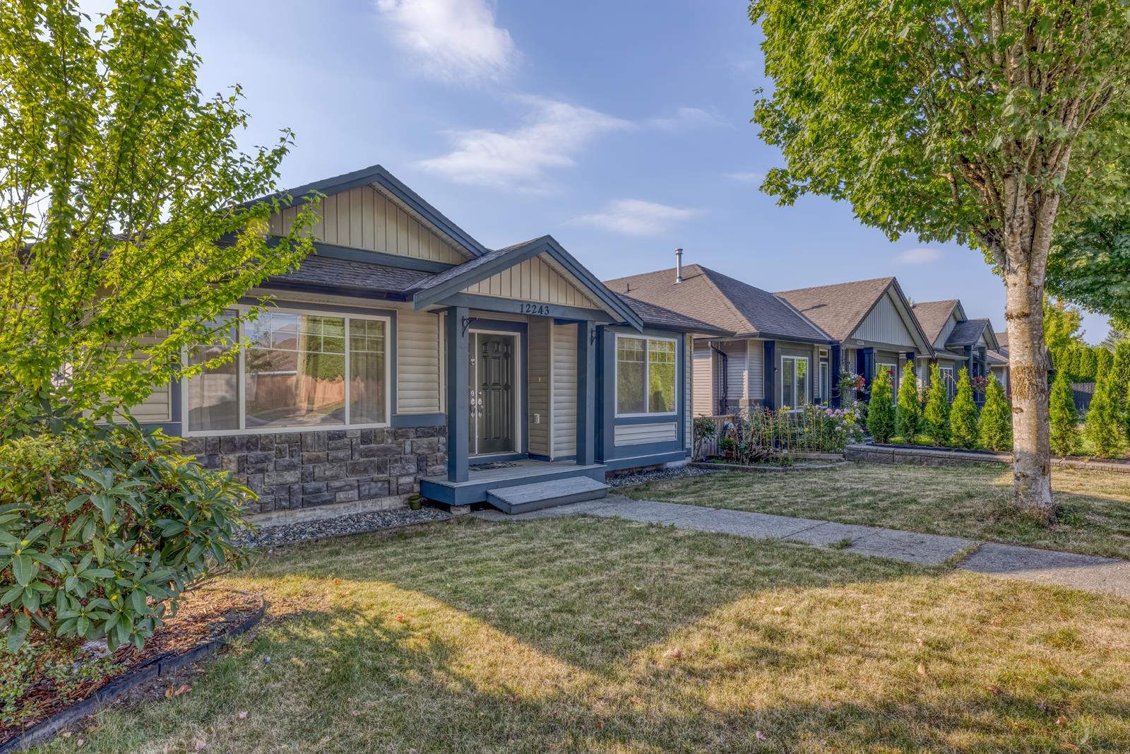 12243 232 Street, Maple Ridge, BC, V2X 6T4