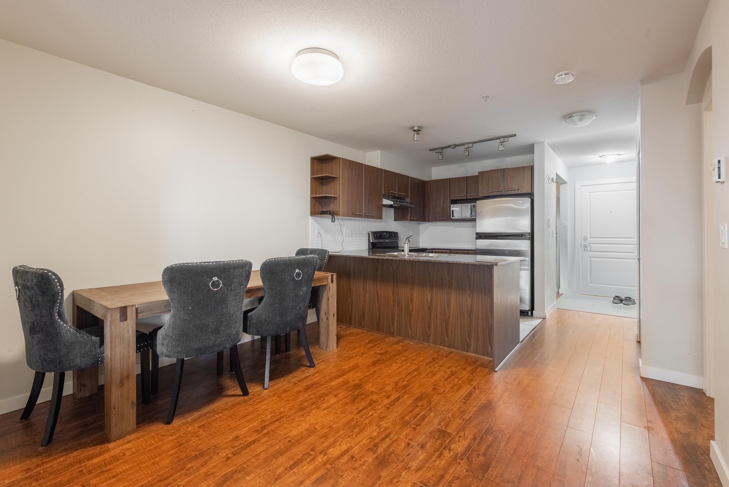 Additional image 3 of 108-4788 Brentwood Drive, Burnaby, BC, V5C 0C5