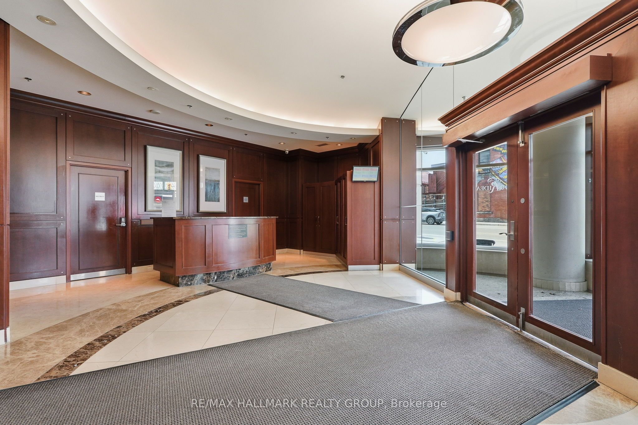 Additional image 2 of 809-200 Rideau Street, Ottawa, ON, K1N 5Y1