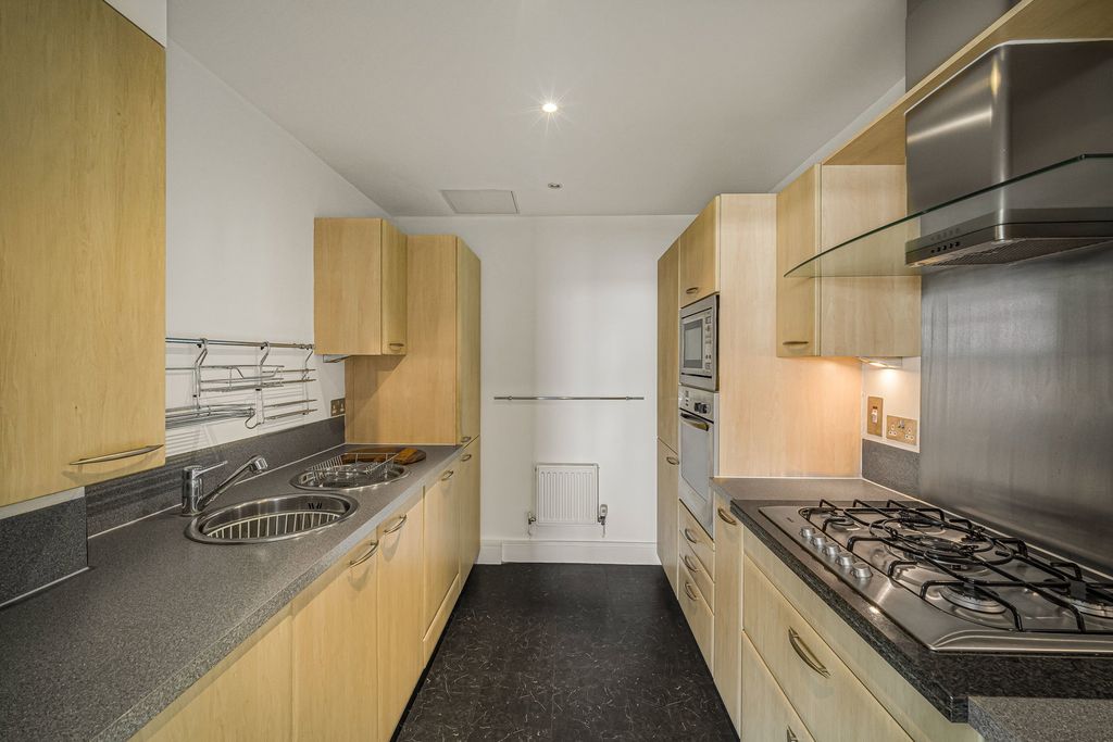 Additional image 21 of 1 bed flat for saleWindsor Esplanade, Cardiff CF10
