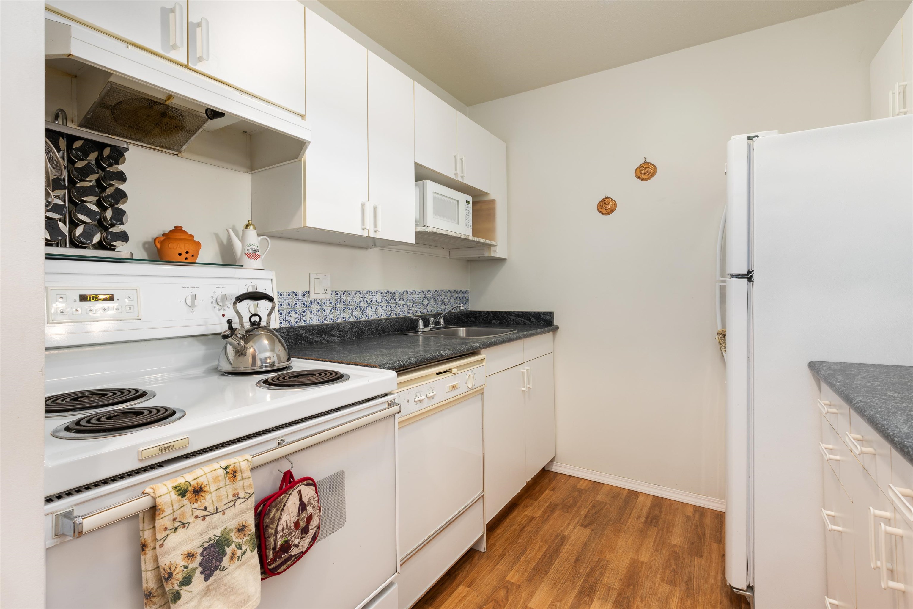 Additional image 3 of 212-8291 Park Road, Richmond, BC, V6Y 1T3