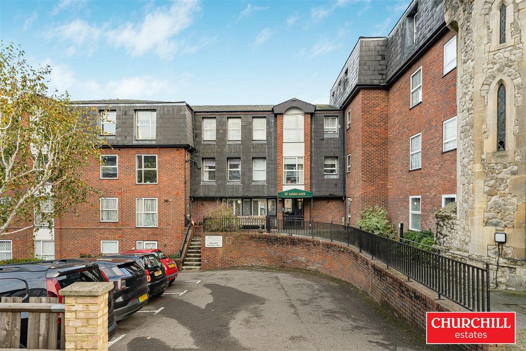 Additional image 18 of 2 bed flat for saleSt James Gate, Palmerston Road, Buckhurst Hill IG9