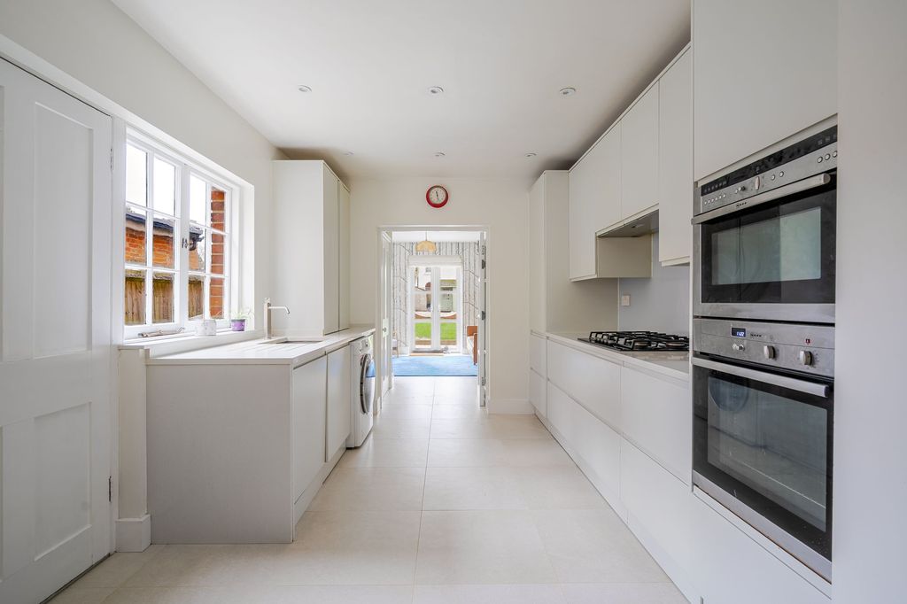 Additional image 6 of 3 bed semi-detached house for saleNew Road, Ascot SL5
