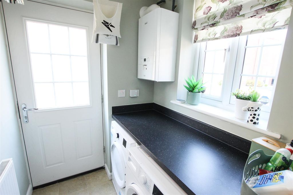 Additional image 11 of 4 bed detached house for saleButtermere Crescent, Lakeside, Doncaster DN4