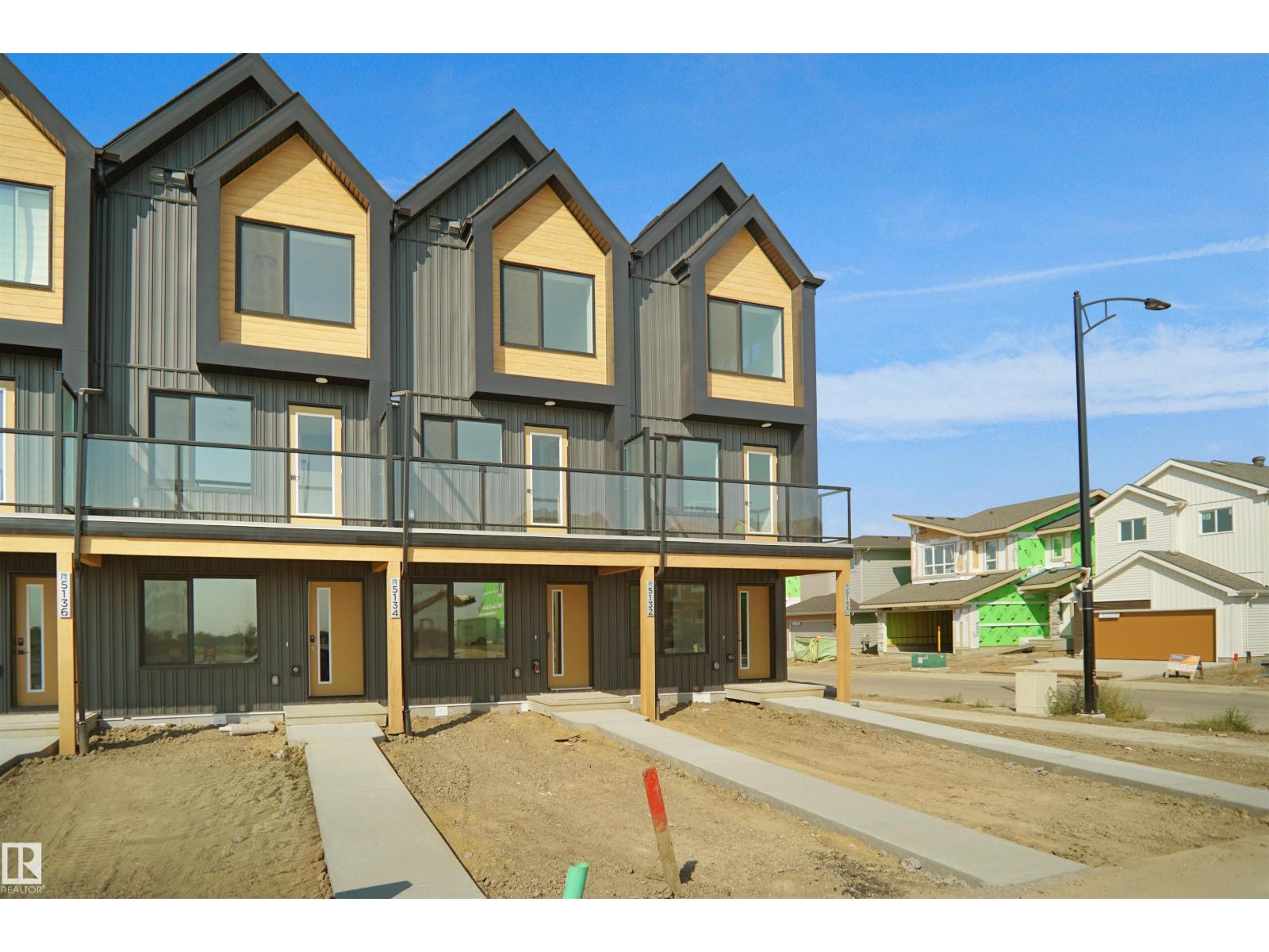 Additional image 3 of 18720 18 Avenue NW, Edmonton, AB, T6M3A8