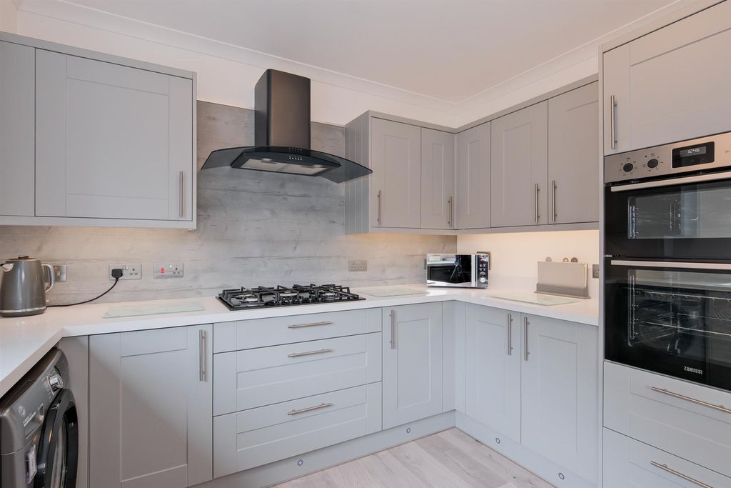 Additional image 7 of 3 bed semi-detached house for saleRoman Road, Motherwell ML1