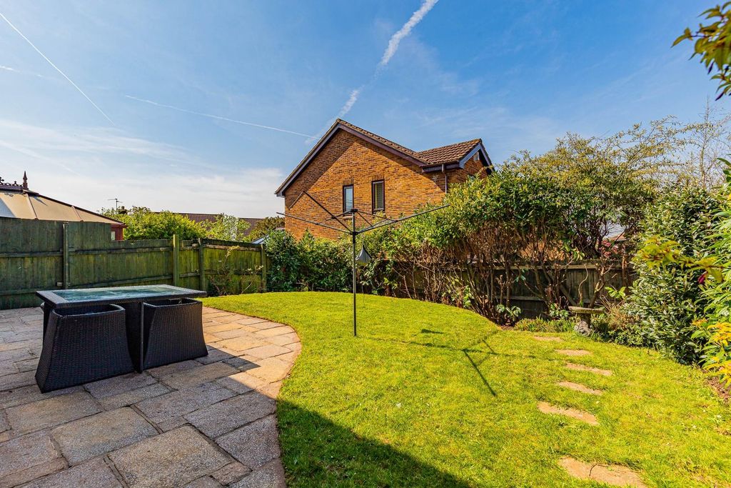 Additional image 10 of 4 bed detached house for saleHeol Hir, Thornhill, Cardiff CF14