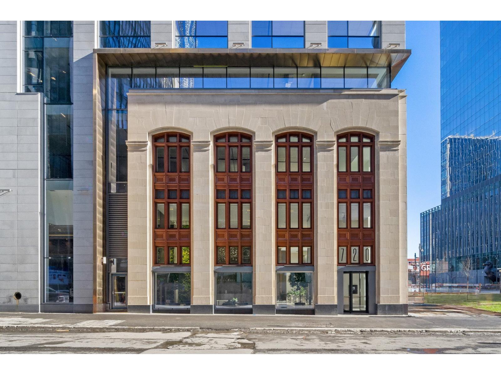 720 Rue St-Jacques