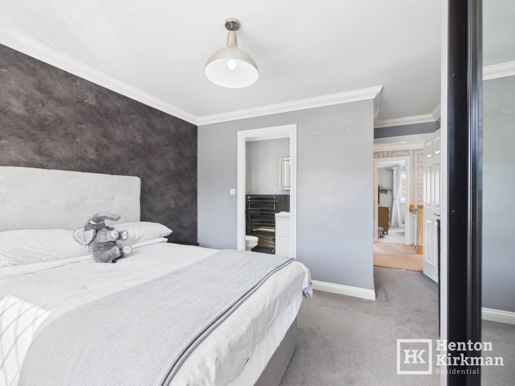 Additional image 17 of 4 bed detached house for saleWest Park Crescent, Billericay CM12