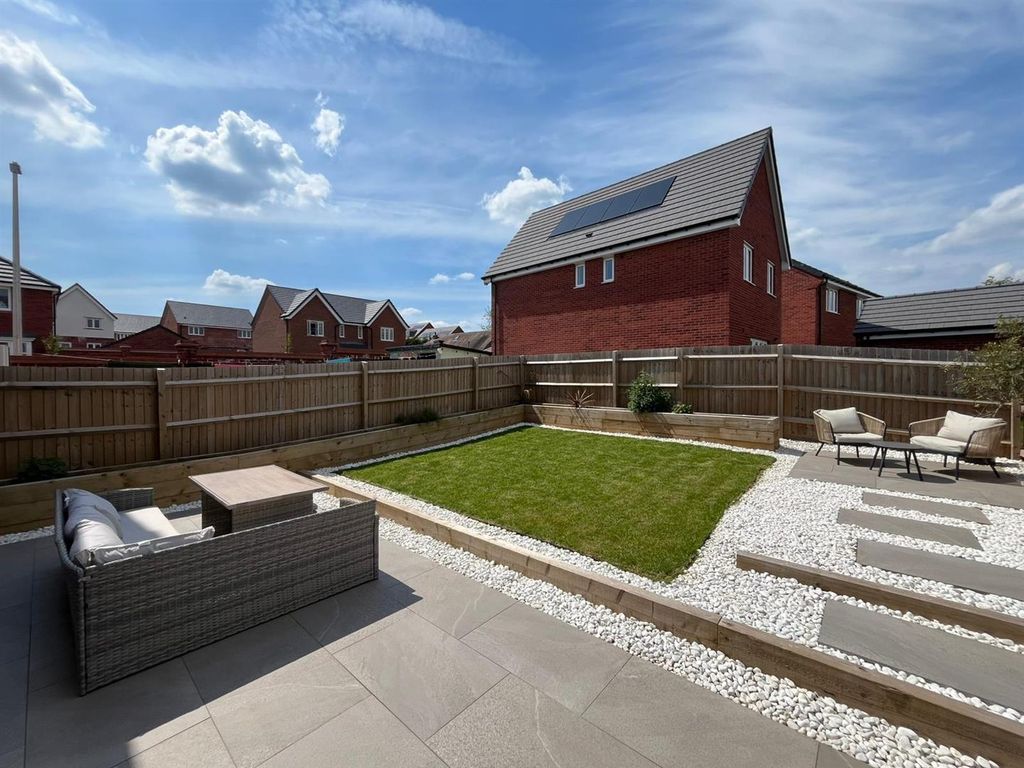 Additional image 18 of 3 bed semi-detached house for saleMaple Close, Atherstone CV9