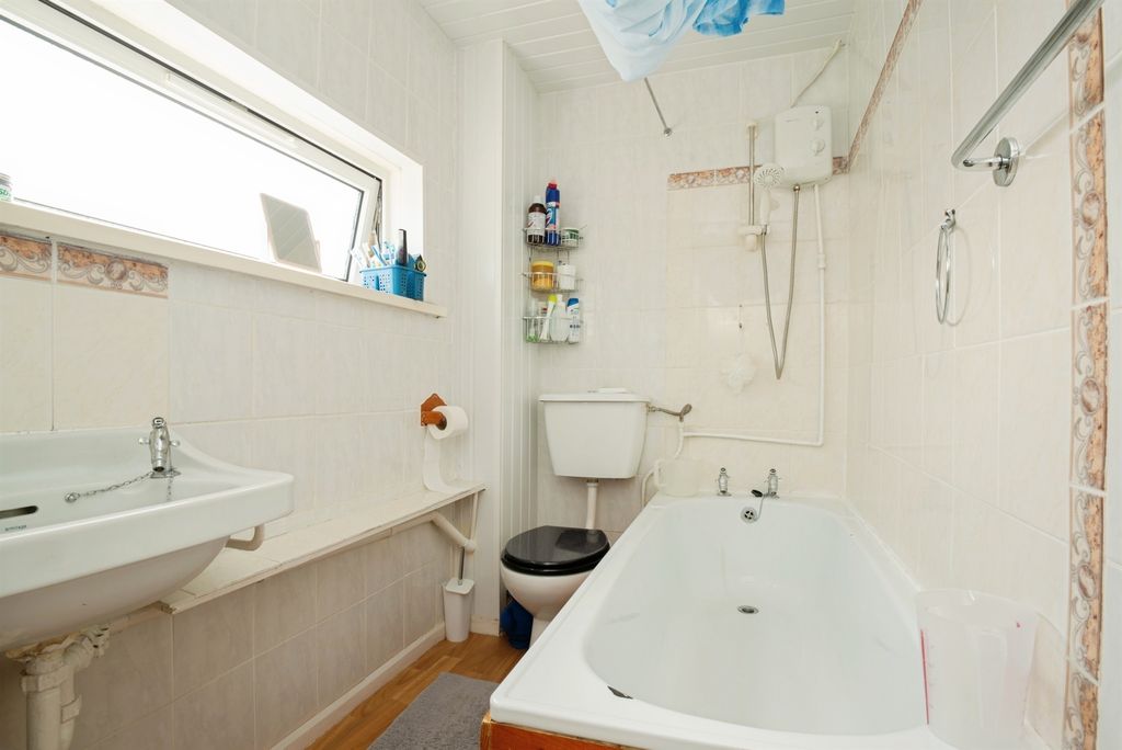 Additional image 12 of 3 bed semi-detached house for saleThomas Street, Cardiff CF11