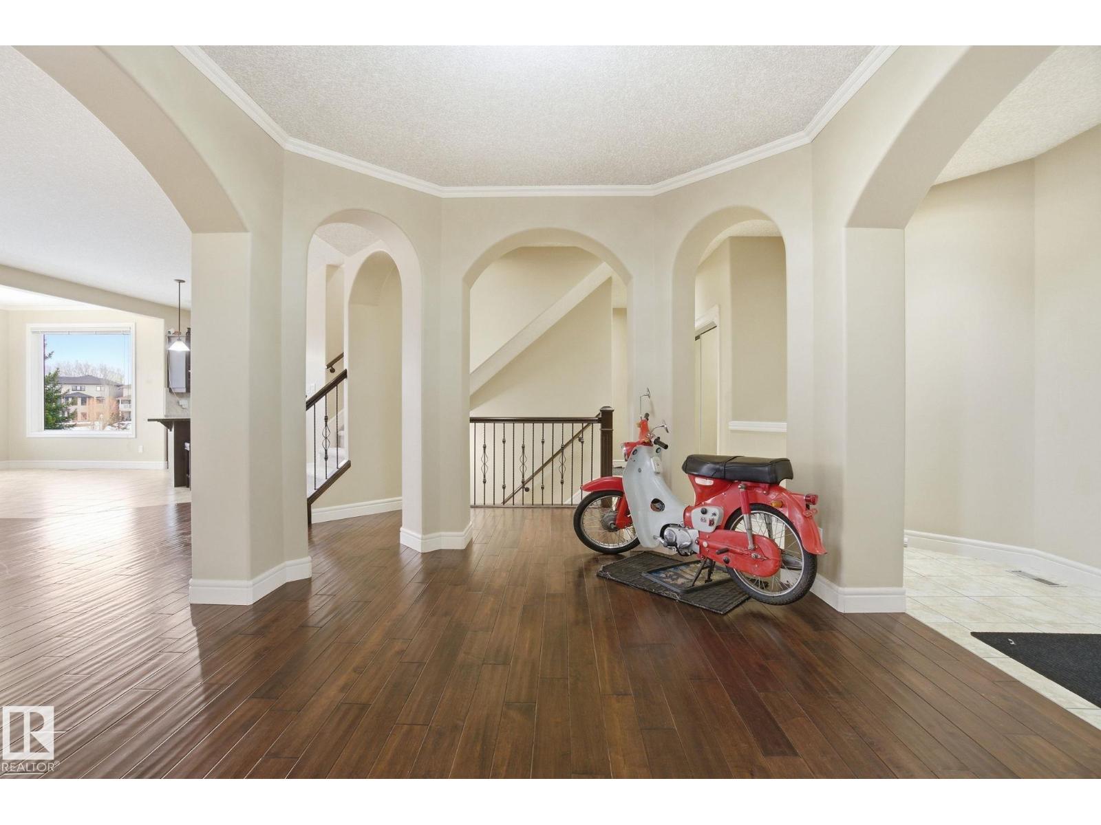 549 Hudson Road NW, Edmonton, AB, T6V1W7