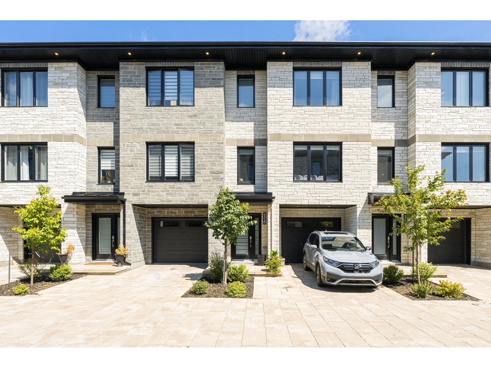 4320 Rue Gilles-Tremblay