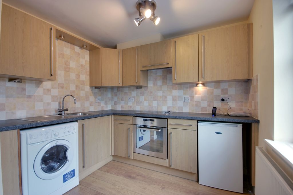 Additional image 3 of 2 bed flat for saleMill View Place, Mill View Road, Beverley HU17