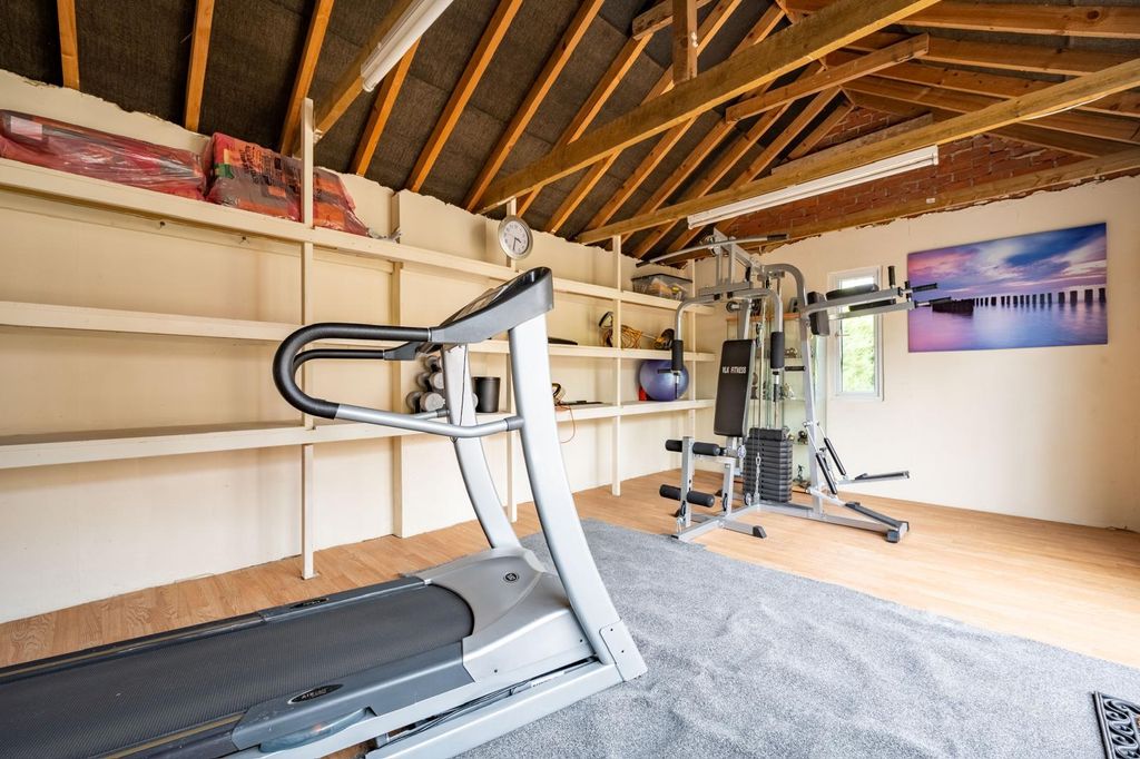 Additional image 20 of 4 bed detached house for saleNoak Hill Road, Billericay CM12