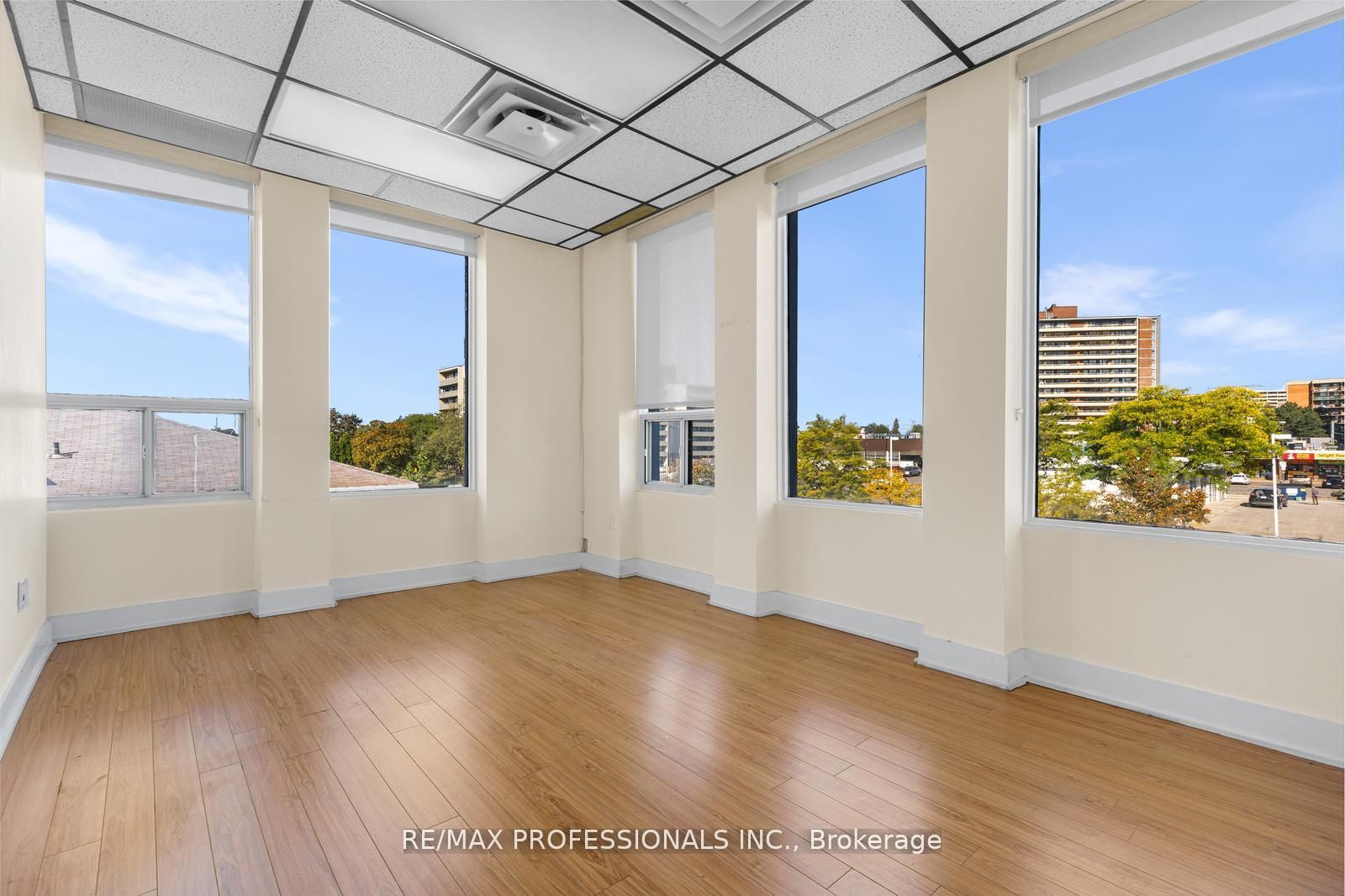 Additional image 5 of 201-4640 Jane Street, Toronto, ON, M3N 2K5