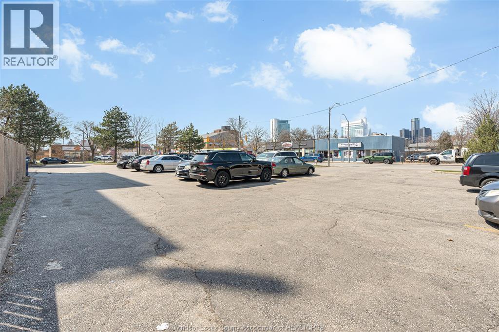 Additional image 3 of 4-671 Wyandotte Street East, Windsor, ON, N9A3J3