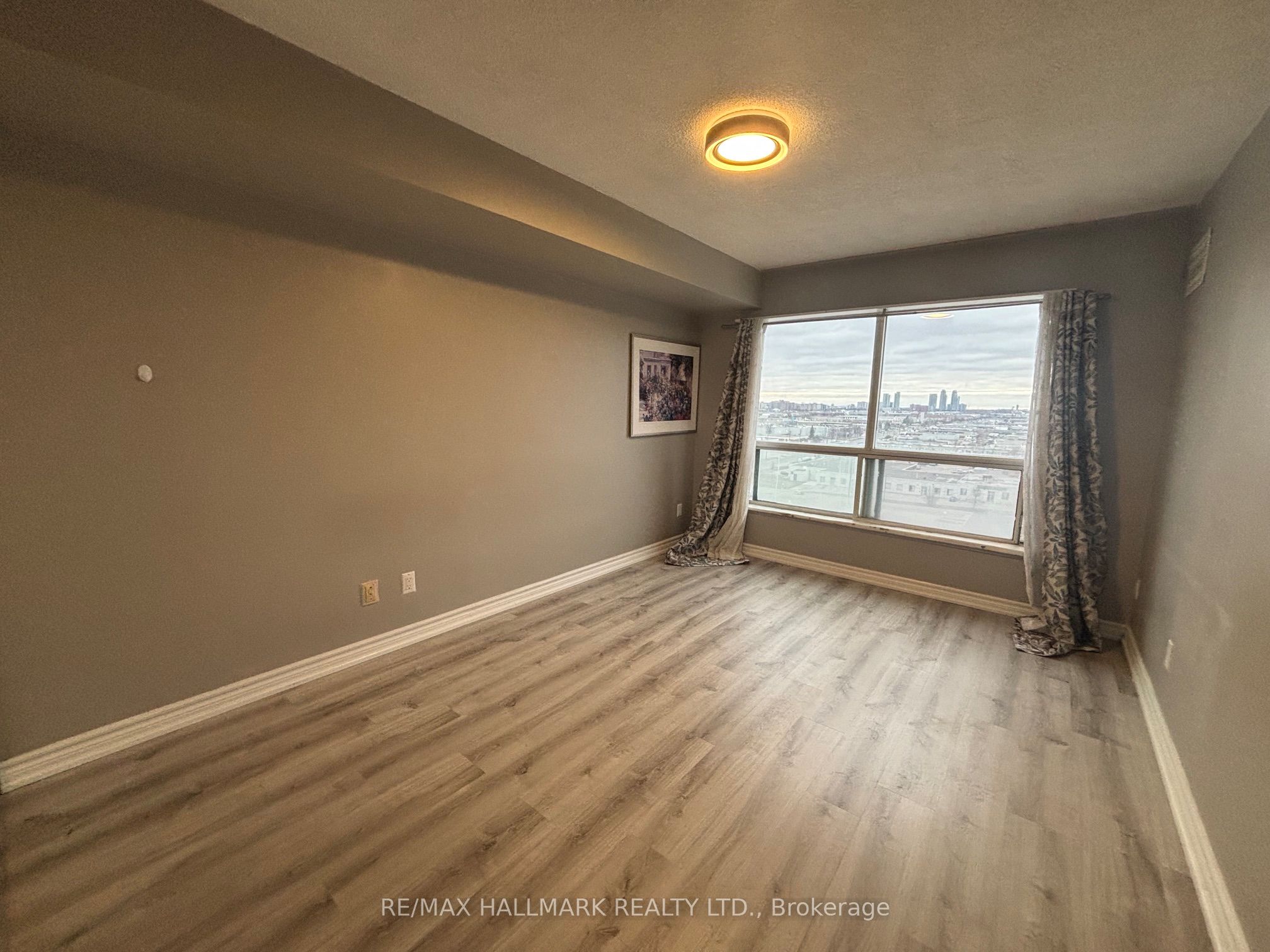 Additional image 6 of 1003-1470 Midland Avenue, Toronto, ON, M1P 3B9