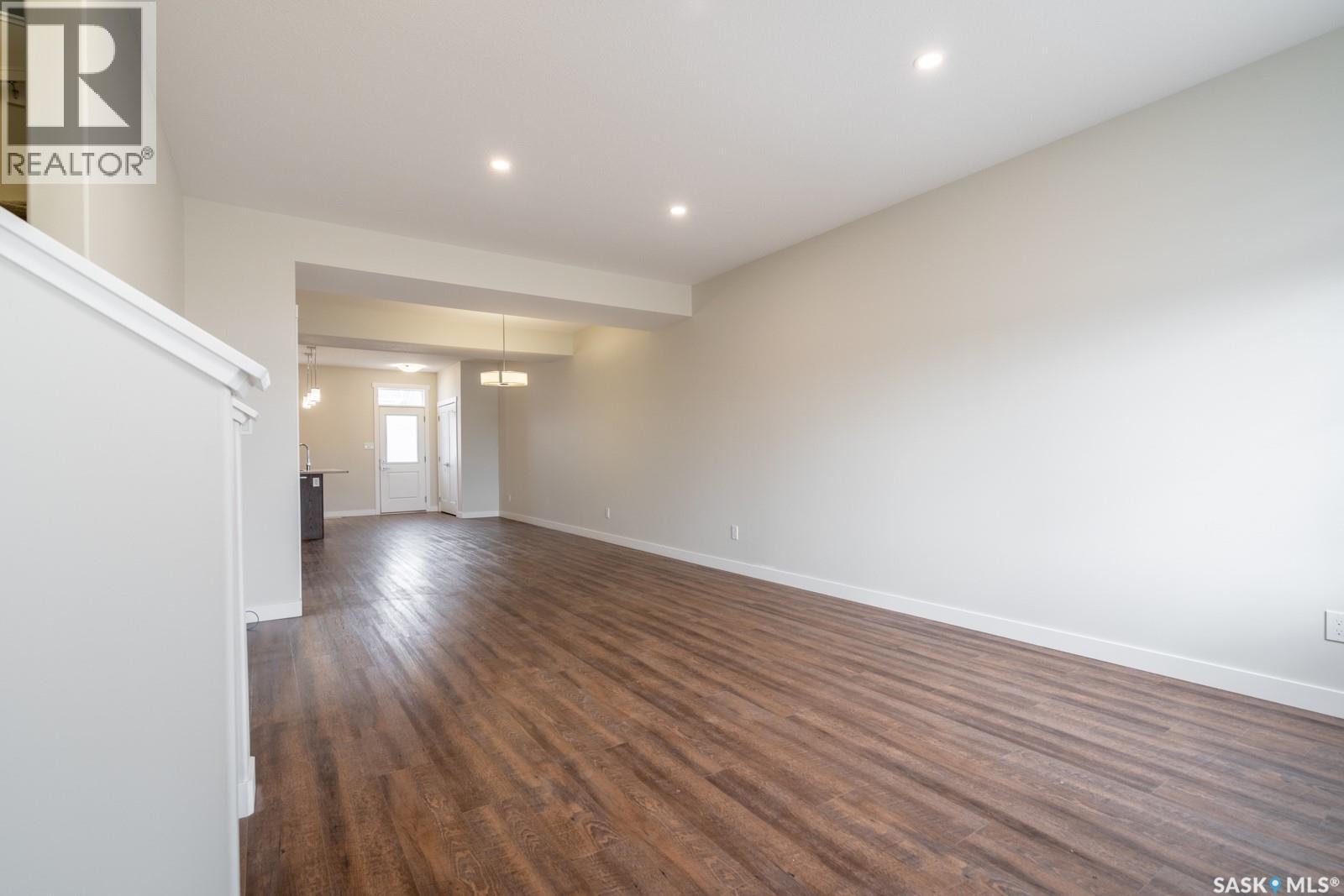 Additional image 4 of 4624 Buckingham Drive E, Regina, SK, S4V3X8