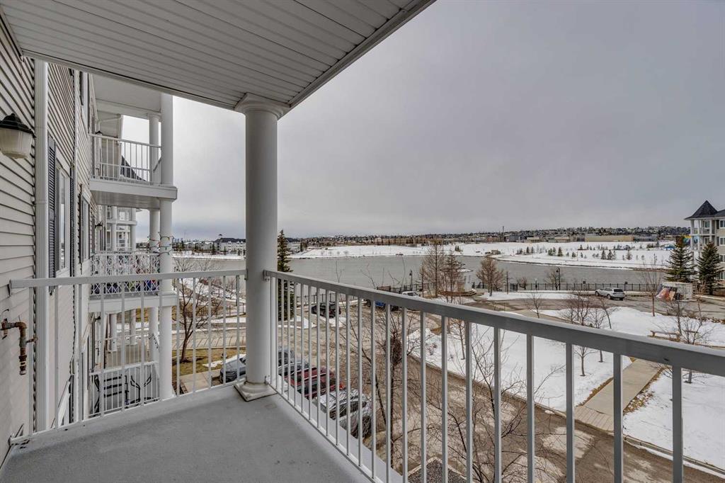 1309-5 Country Village Park NE, Calgary, AB, T3K 0G1