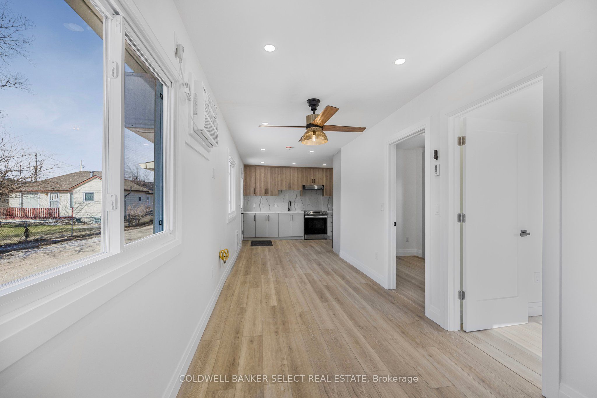 Additional image 3 of Unit 1-338 Old Mosley Street, Wasaga Beach, ON, L9Z 2H6