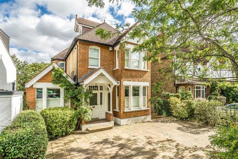 Kingston Lane, Teddington TW11