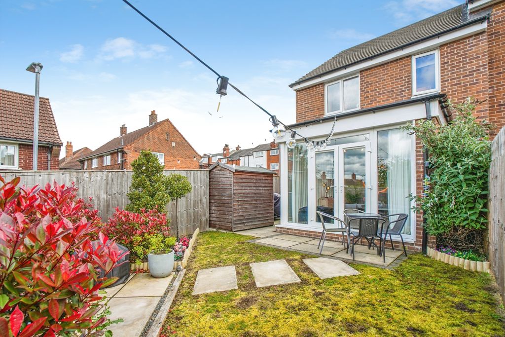 Additional image 12 of 3 bed semi-detached house for saleSwallow Crescent, Leeds LS12