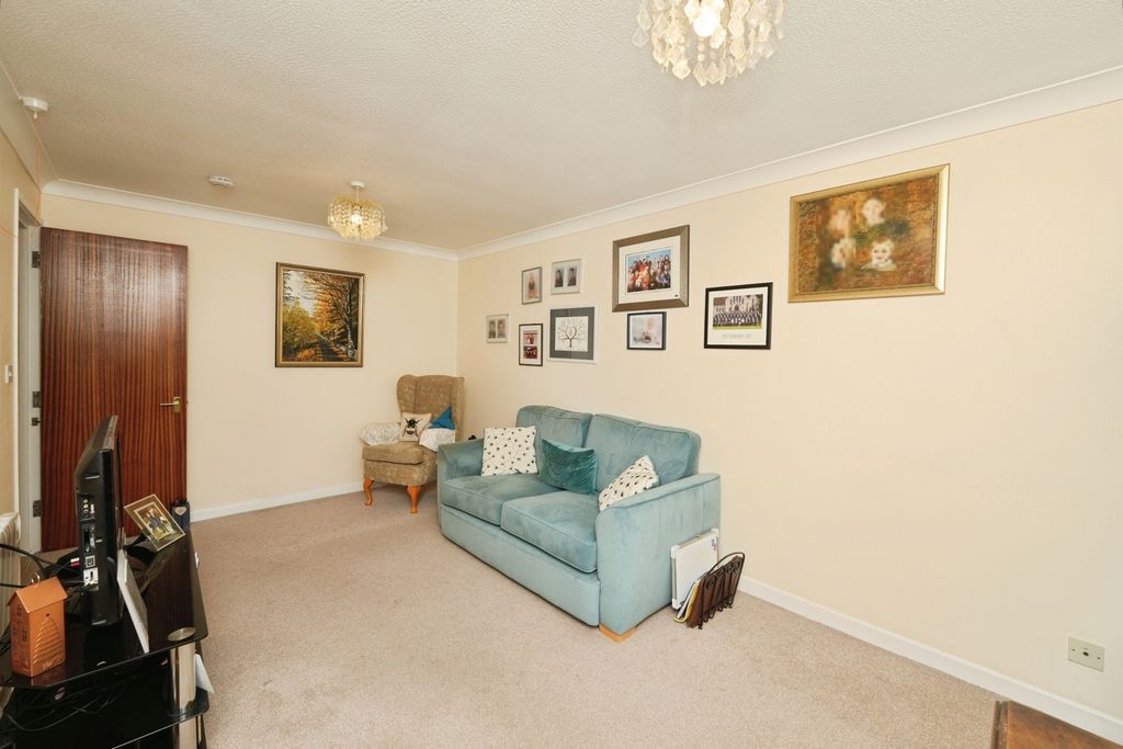 Additional image 4 of 2 bed flat for saleTanners Court, Thornbury BS35