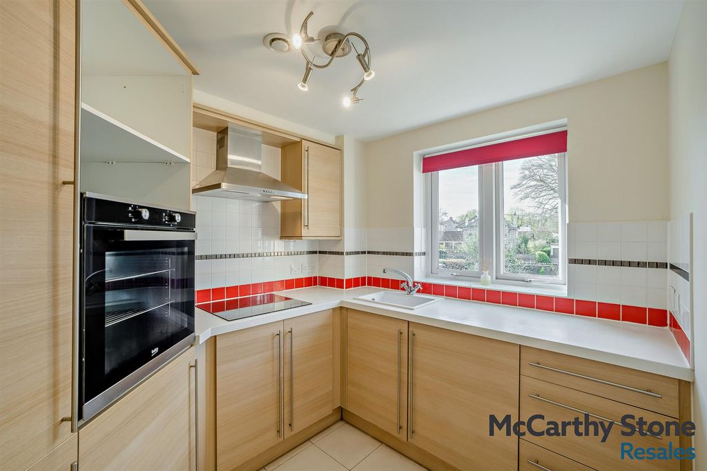 Additional image 4 of 2 bed flat for saleHolmcroft Court, Charlton Road, Shepton Mallet BA4