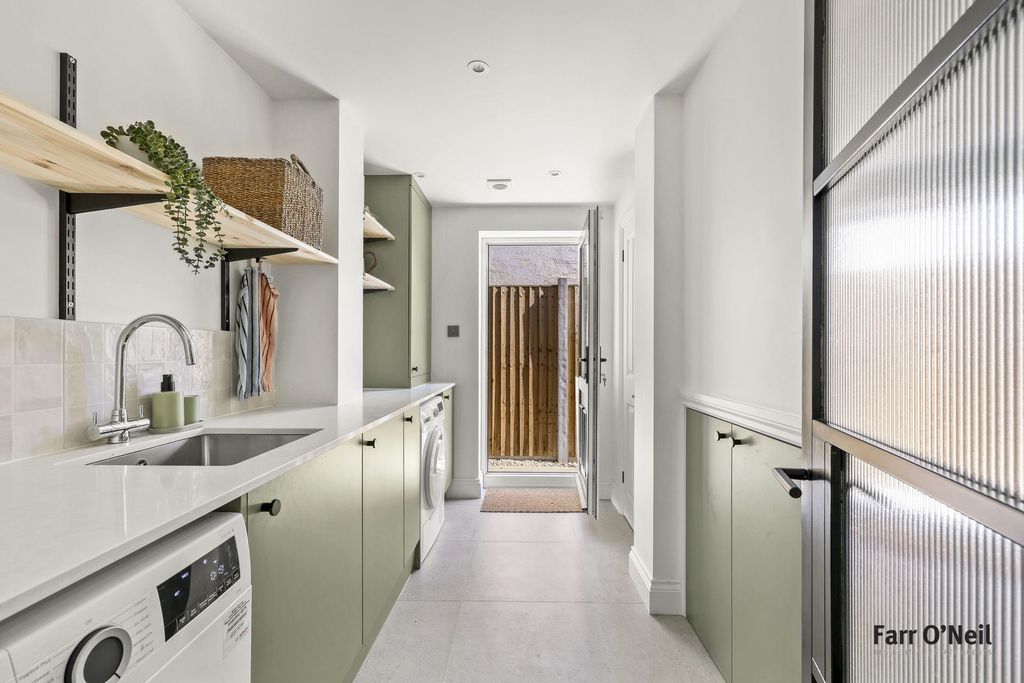 Additional image 10 of 4 bed semi-detached house for saleRoding Lane, Buckhurst Hill IG9