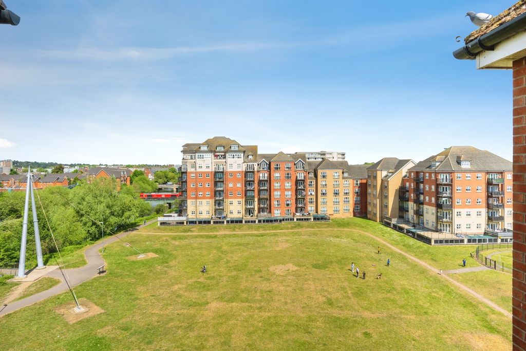 Additional image 17 of 2 bed flat for salePalgrave Road, Bedford MK42