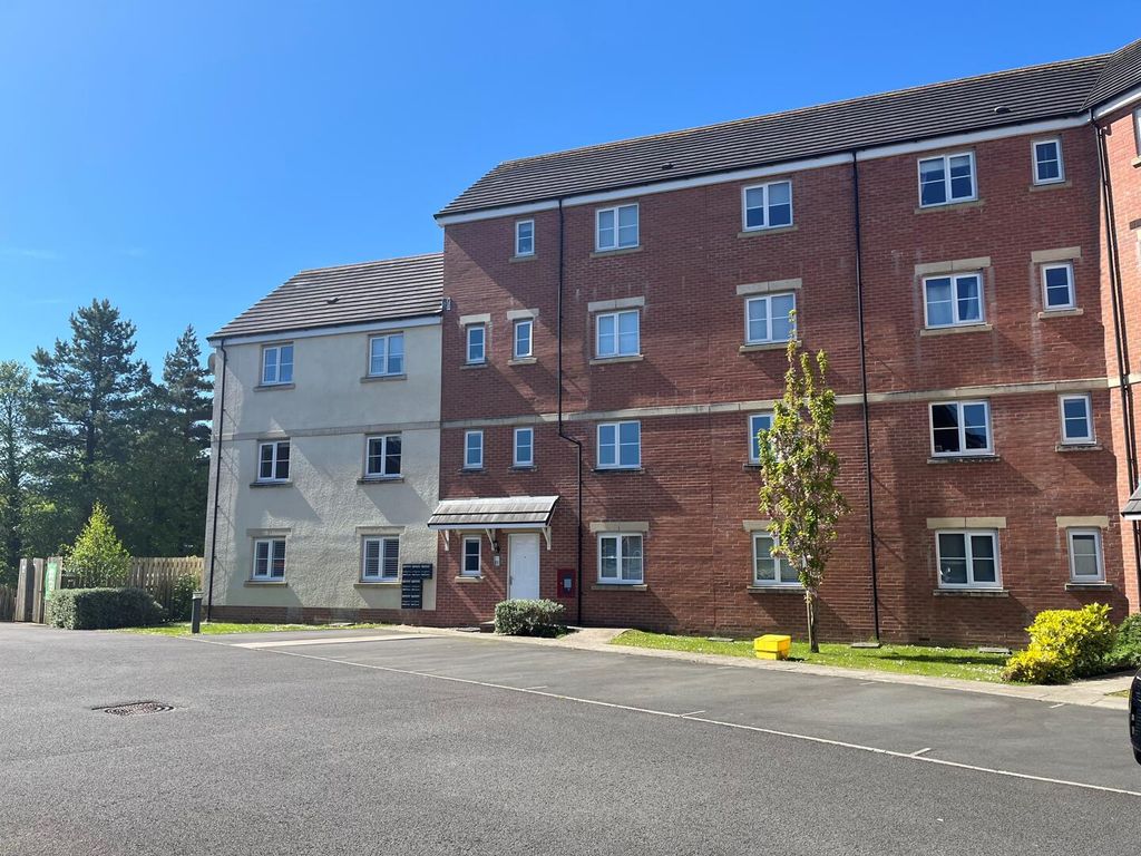 2 bed flat for saleFfordd Cadfan, Bridgend CF31