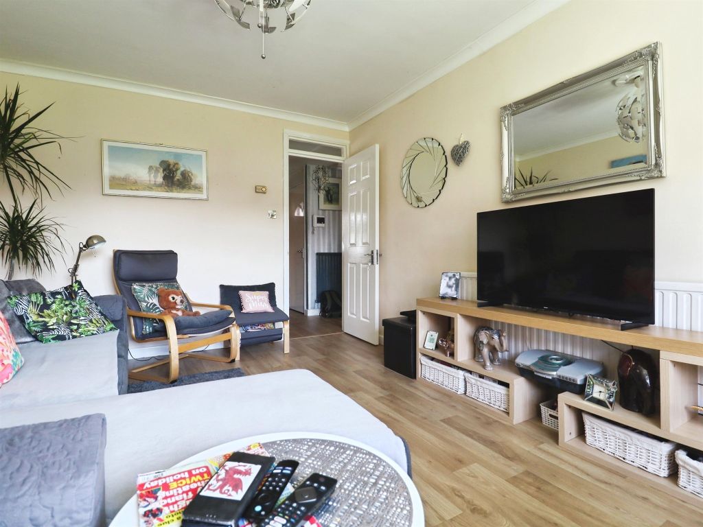 Additional image 5 of 1 bed flat for saleSevenoaks Street, Cardiff CF11