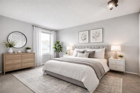 Additional image 8 of 103 Coachway Lane SW, Calgary, AB, T3H 2V9