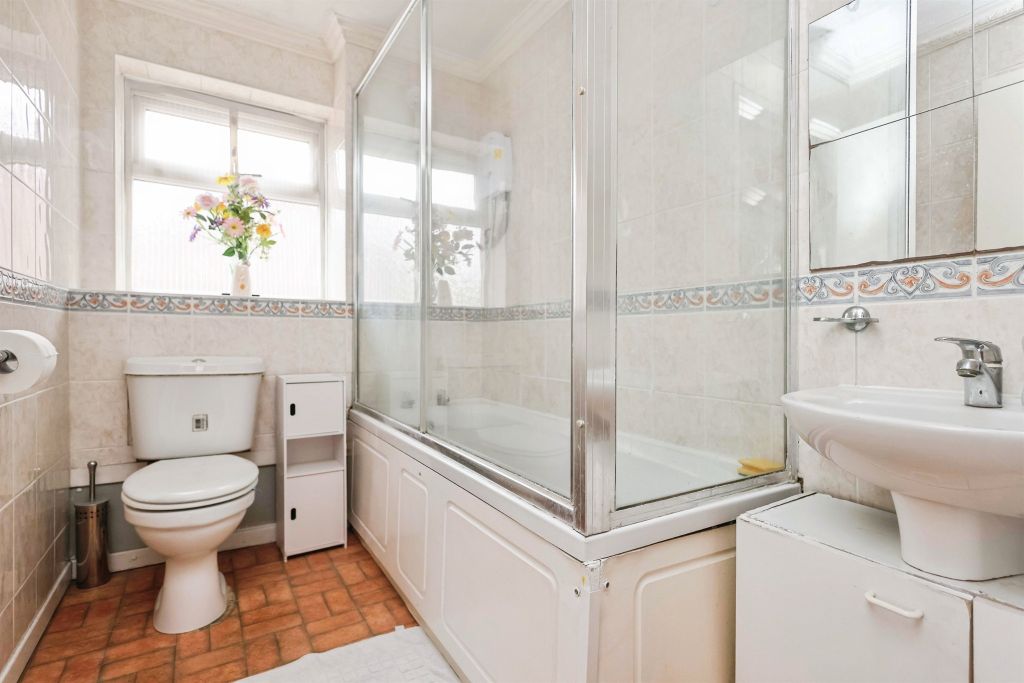 Additional image 14 of 4 bed detached house for saleNorth View Drive, Brierley Hill DY5