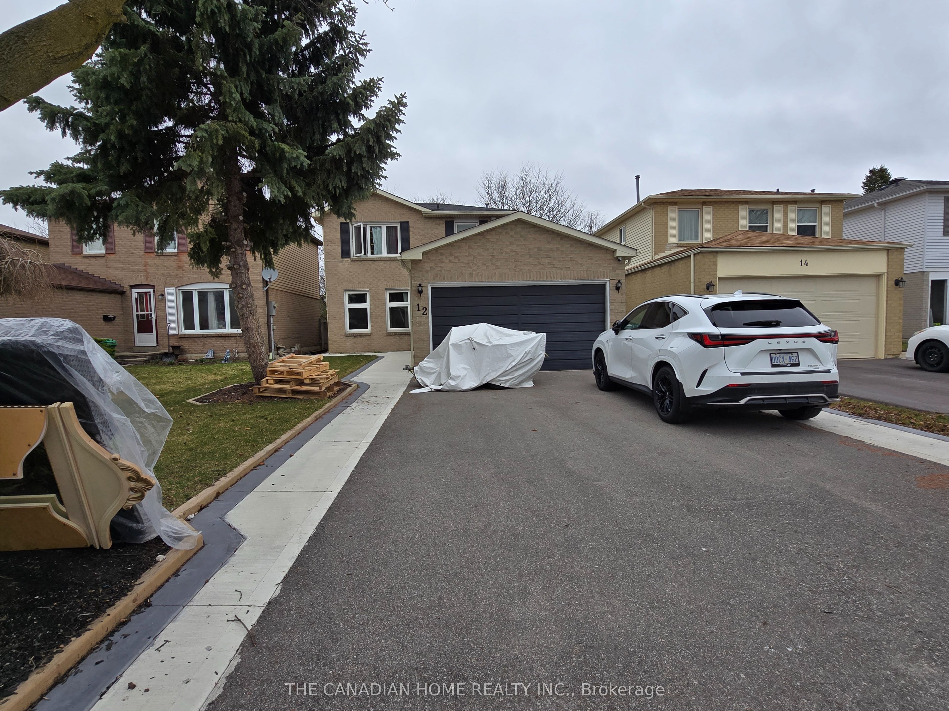 12 Norma Crescent, Brampton, ON, L6S 4H2