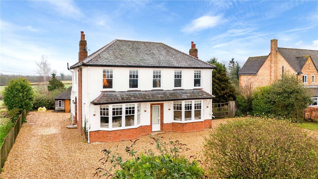 4 bed detached house for saleEvesham Road, Broadway, Worcestershire WR12