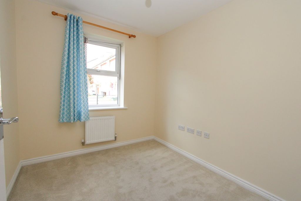 Additional image 9 of 2 bed flat for saleNormandy Drive, Yate BS37