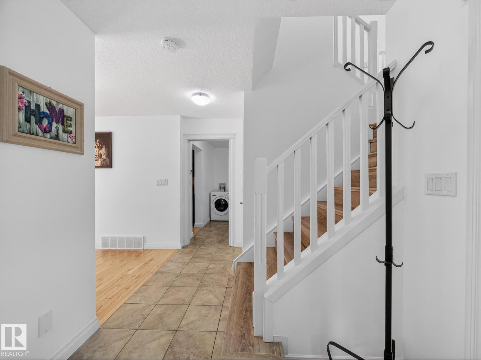 Additional image 5 of 718 Adams Way SW, Edmonton, AB, T6R5K2
