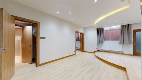 Avenue Road, London NW8