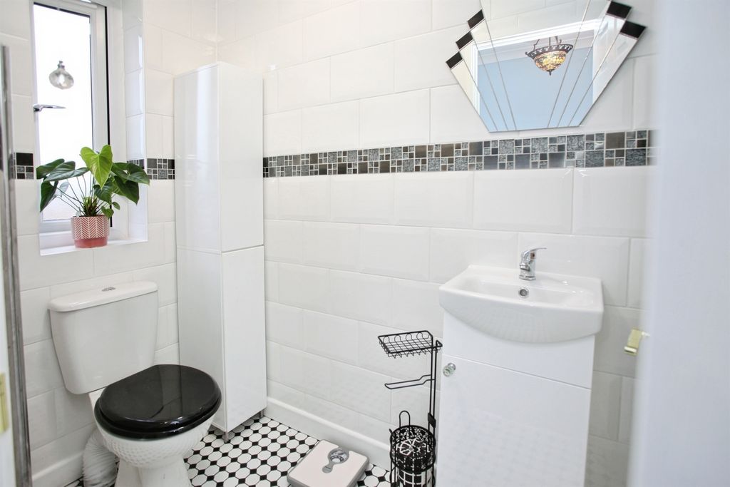 Additional image 14 of 4 bed detached house for saleCemaes Road, Crumlin, Newport NP11