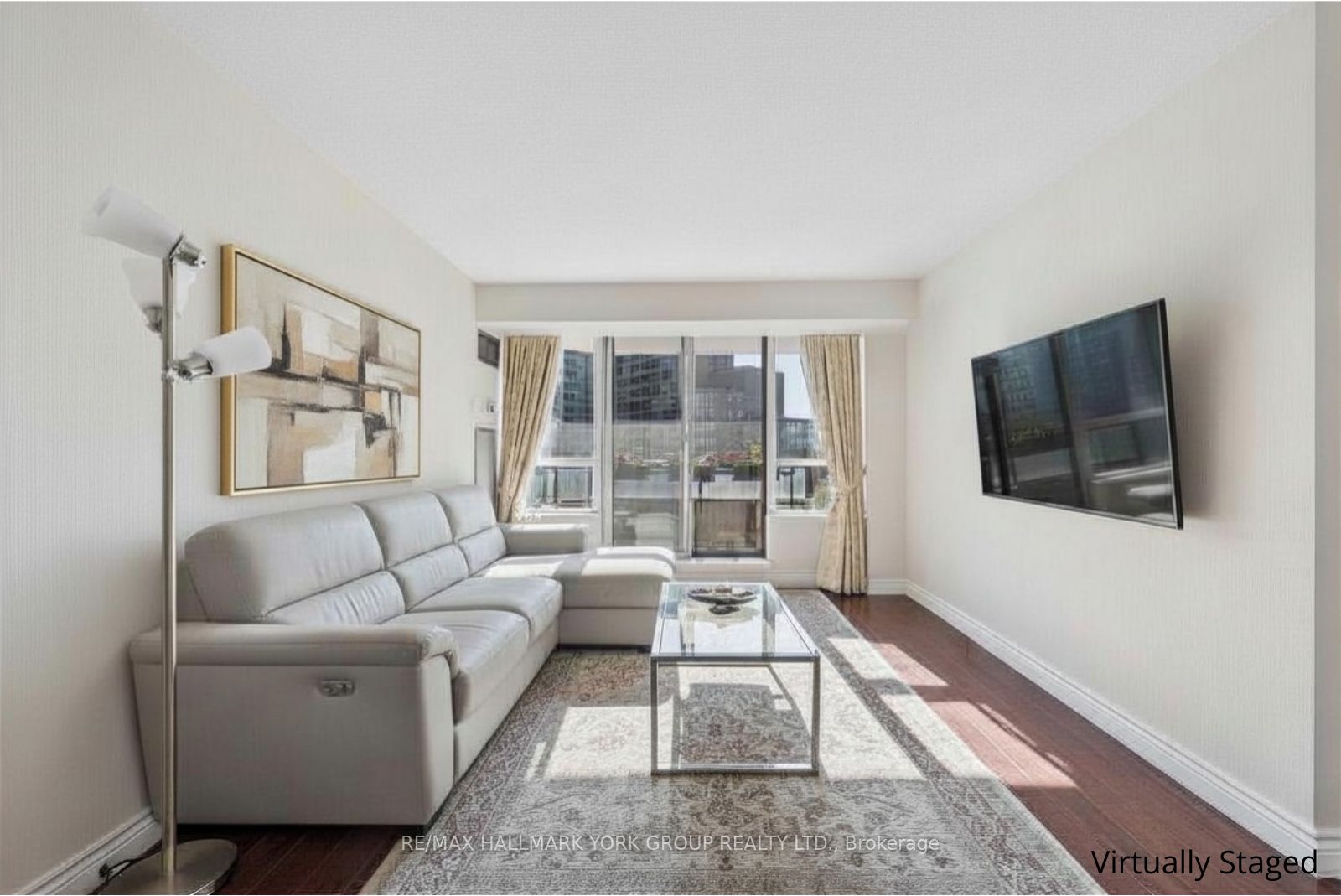 512-81 Townsgate Drive, Vaughan, ON, L4J 8E6