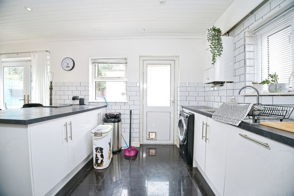 Additional image 7 of 3 bed detached house for saleWest Close, Cardiff CF10