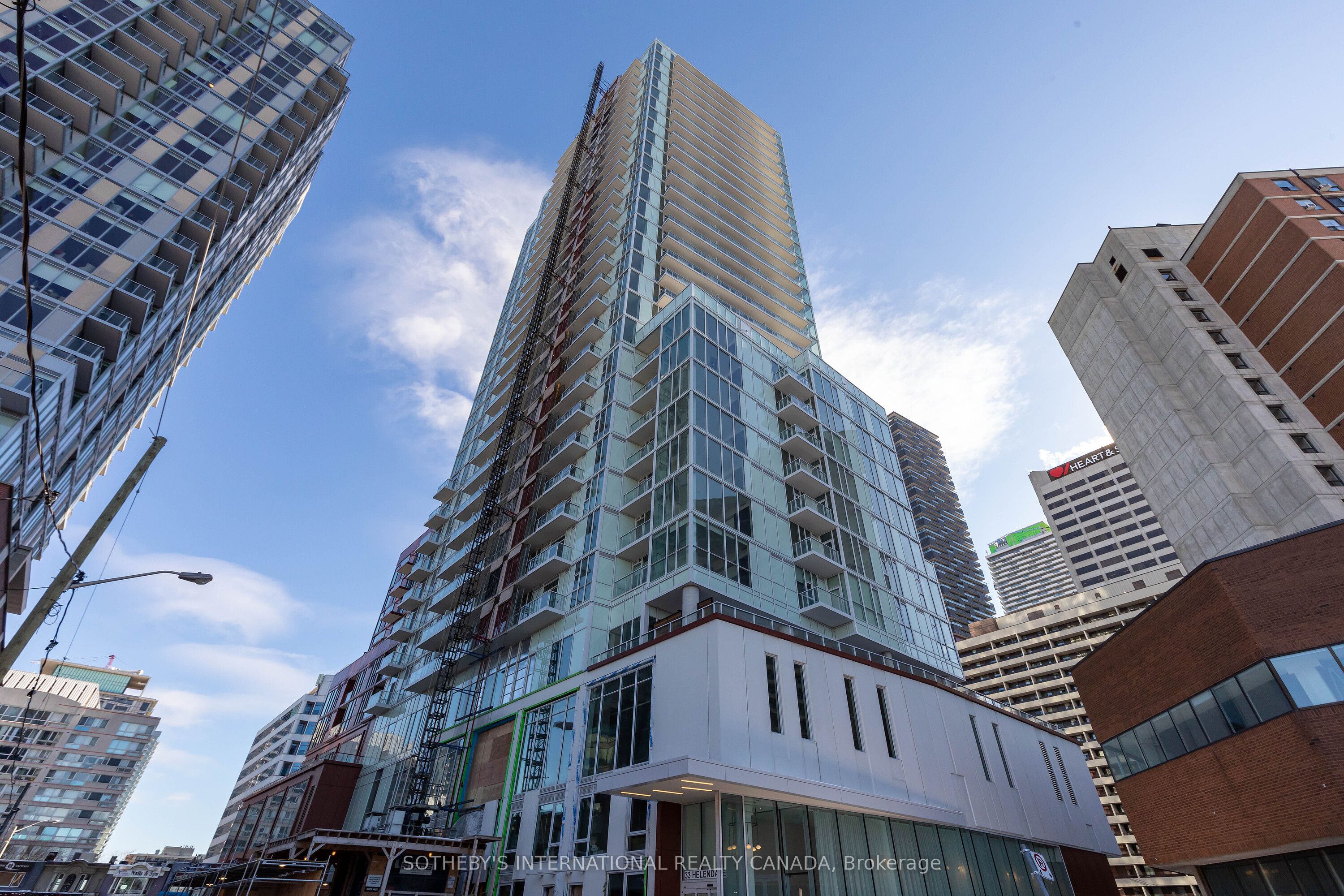 403-33 Helendale Avenue, Toronto, ON, M4R 0A4