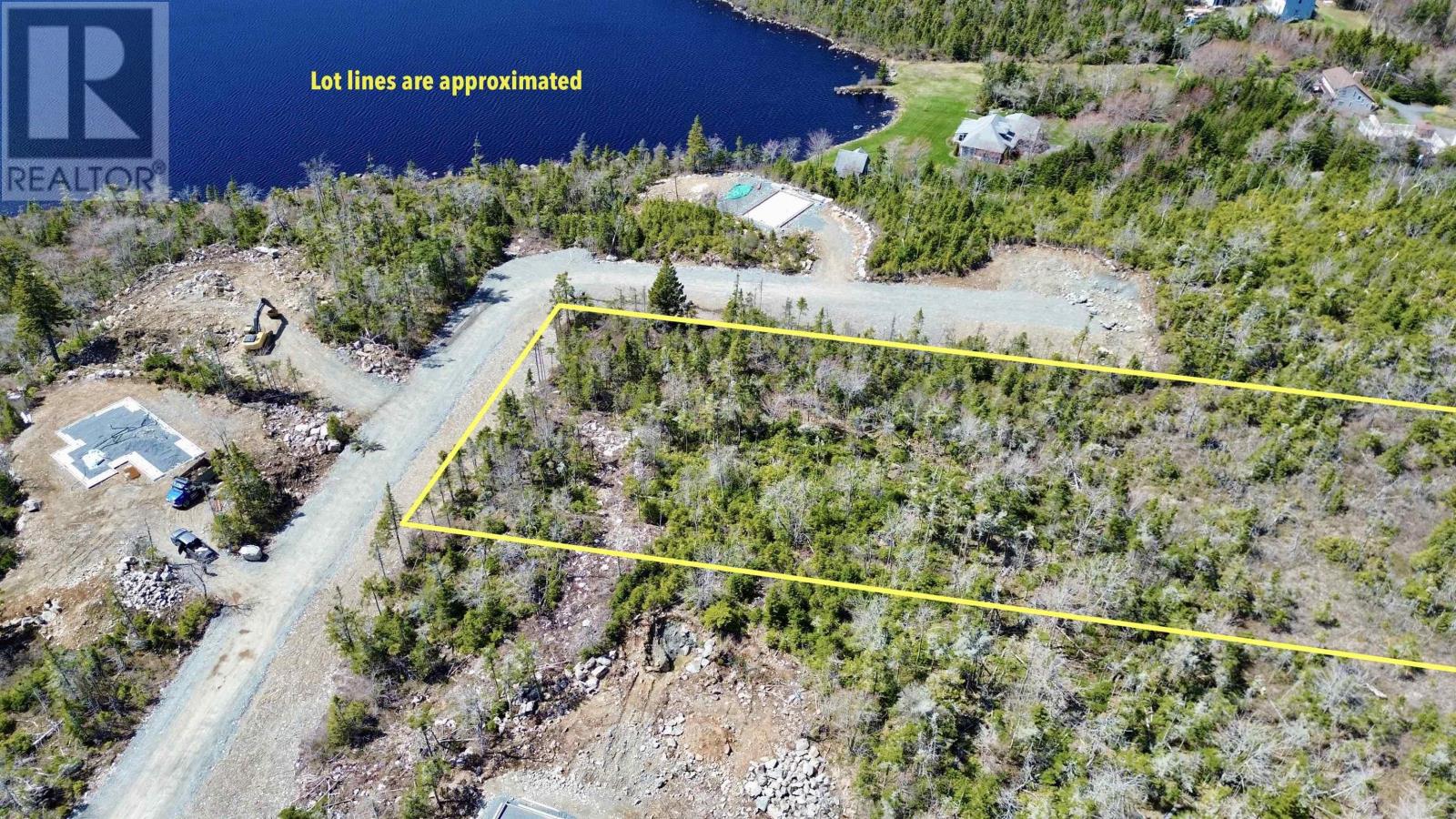 111 Lakepoint Way