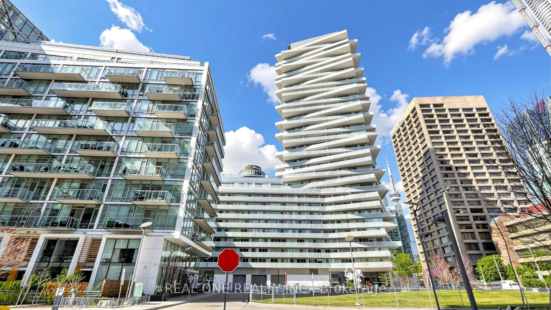 907-15 Queens Quay E, Toronto, ON, M5E 0C5