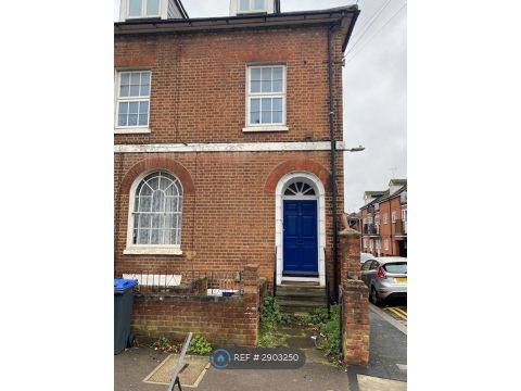 Russell St, Reading RG1