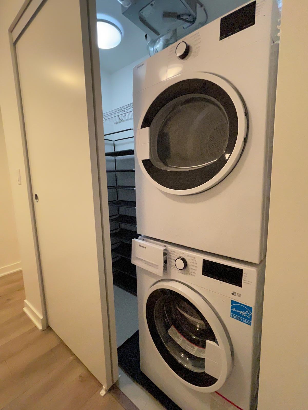 Additional image 3 of 207-8940 University Crescent, Burnaby, BC, V5A 0E7