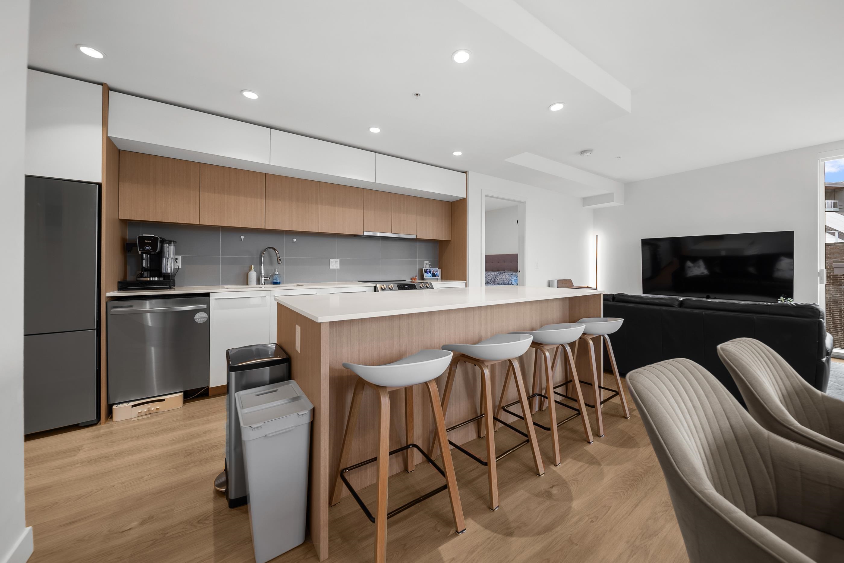 Additional image 4 of 305-9580 Tower Road, Burnaby, BC, V5A 0G5