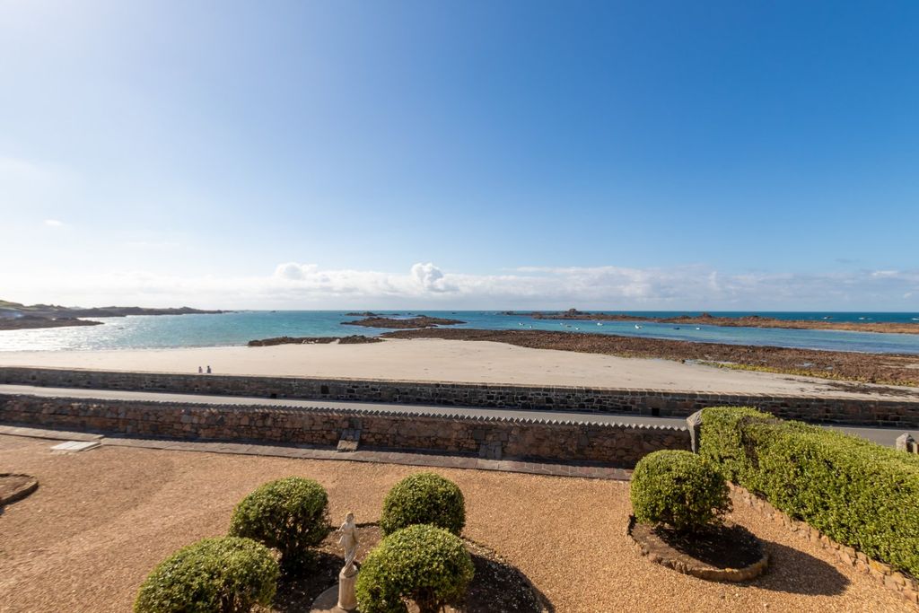 5 bed detached house for saleCobo Coast Road, Castel, Guernsey GY5
